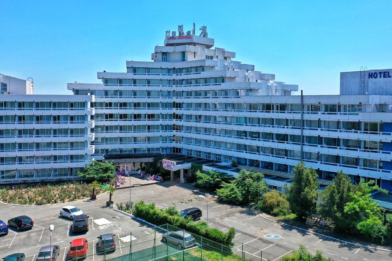 Opal Hotel 3*